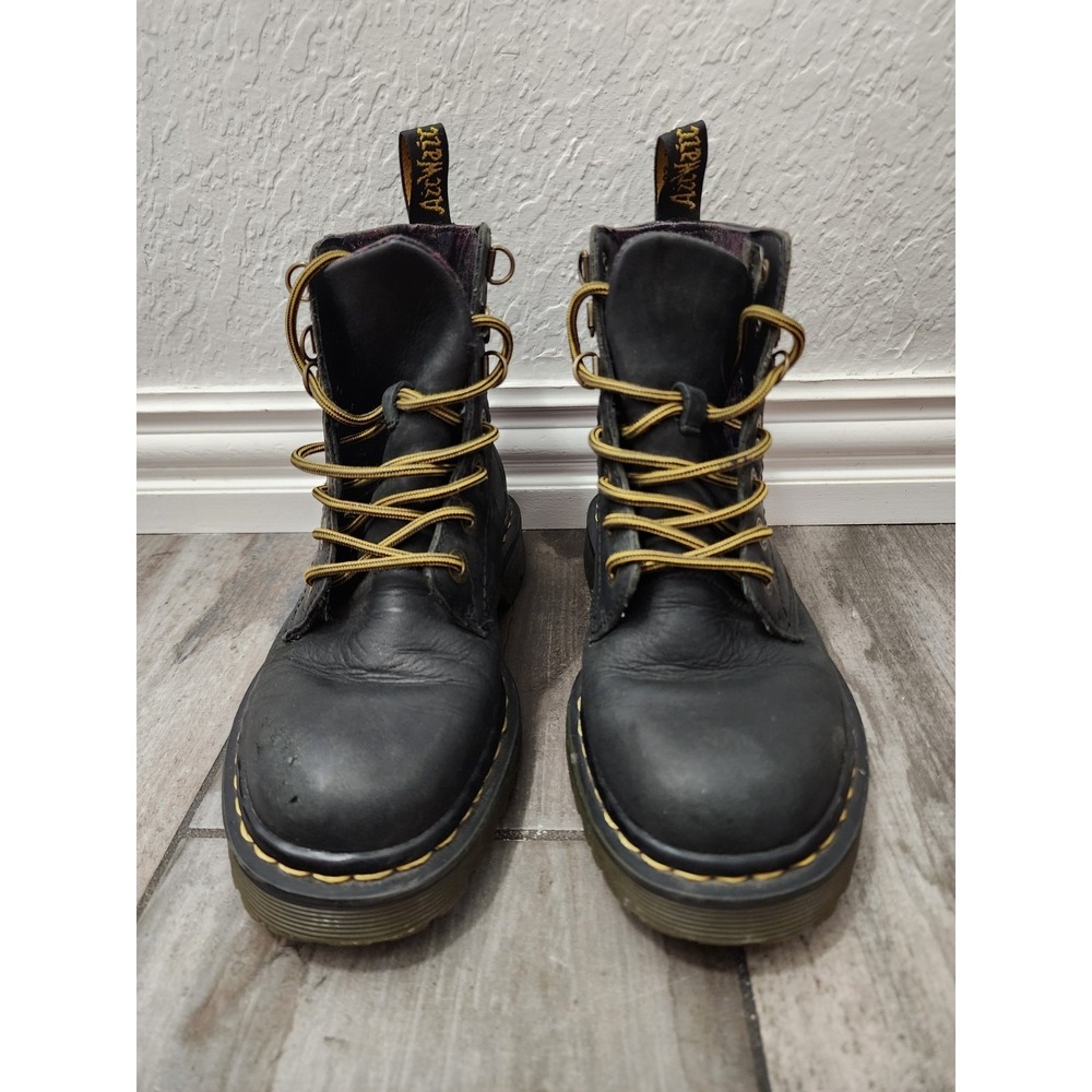 Dr. Martens Luana Women Size 6 Black Classic Outdoor Leather Lace Up Boots AW004